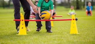 中甲半场：向余望推射中柱，重庆铜梁龙暂0-0上海嘉定汇龙